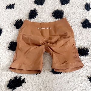 Alphalete Clay shorts